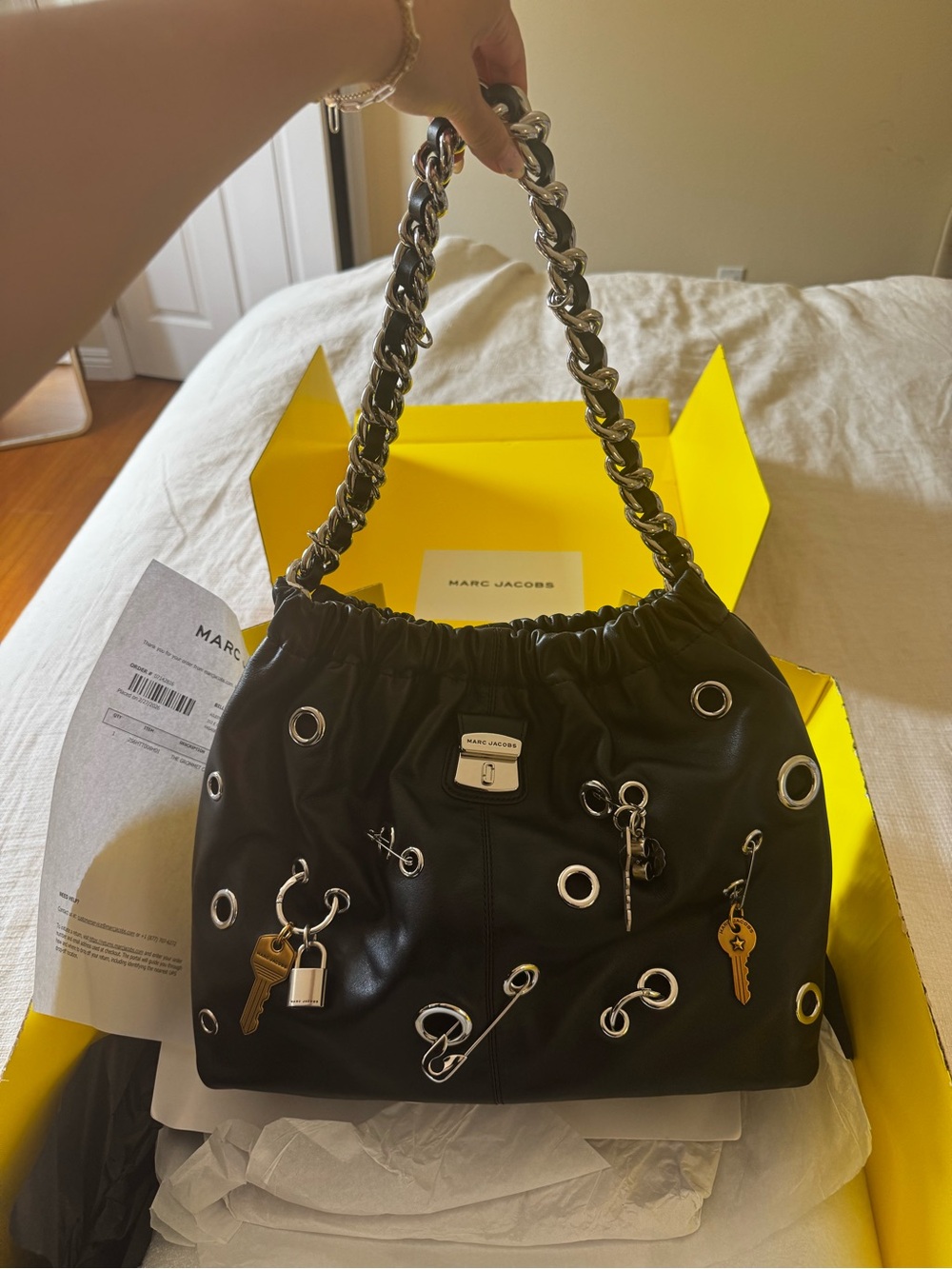 Marc Jacobs Grommet Charm Cristina Leather Tote Bag - Picture 6 of 10